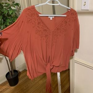 Flowy spring/summer top